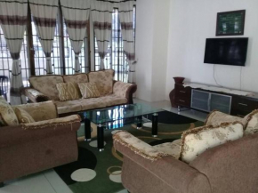 HOMESTAY SEMI D 4 ROOM SERI ISKANDAR